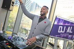 <b>DJ Al</b>